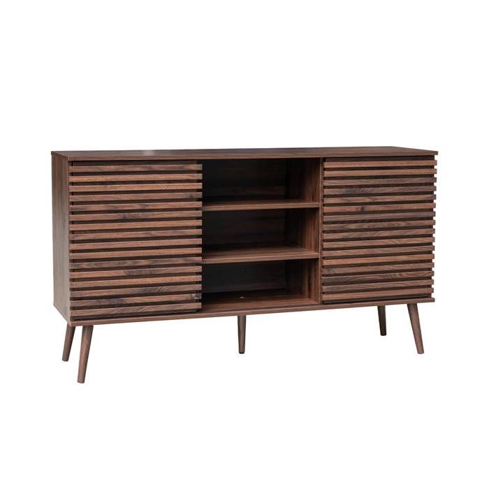 Buffet scandinave décor bois noyer avec 2 portes coulissantes rainurées et 4 étagères. buffet bas. L 140cm Buffet scandinave décor bois noyer avec 2 portes coulissantes rainurées et 4 étagères. buffet bas. L 140cm