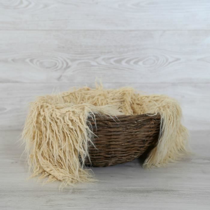 Pose Bebe Faux Flokati Poils Frises Modele Beige Soutenu Cdiscount Pret A Porter