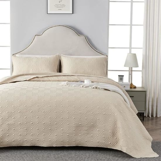 Couverture Décorative Salon Couvre-lit Matelassé 230x250 Cm En Microfibre Douce Avec 2 Taies D'oreiller - Plaid Toutes Saisons, Couleur Jardin Vert Plaid Lit Salon Décoration Chambre Couverture Décorative Salon Couvre-lit Matelassé 230x250 Cm En Microfibre Douce Avec 2 Taies D'oreiller - Plaid Toutes Saisons, Couleur Jardin Vert Plaid Lit Salon Décoration Chambre
