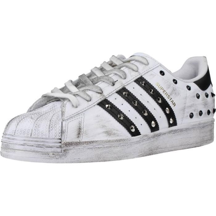 Adidas Chaussure Adidas Modèle Unislim - Coleur Blanc