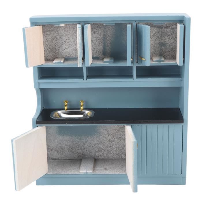 Miniatures et maisons de poupees : cuisine ancienne