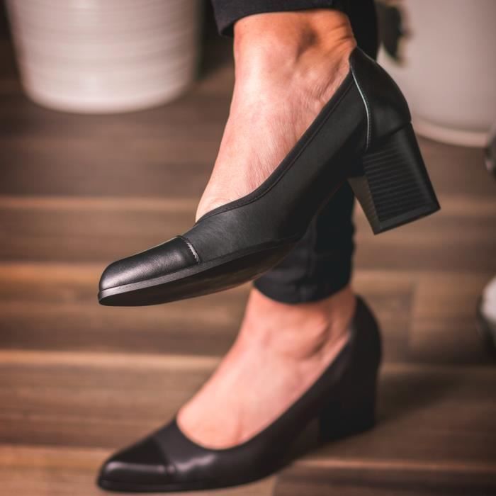 Escarpins femme en cuir noir Chaussures a talon large Achat Vente Oana noir pas cher Cdiscount