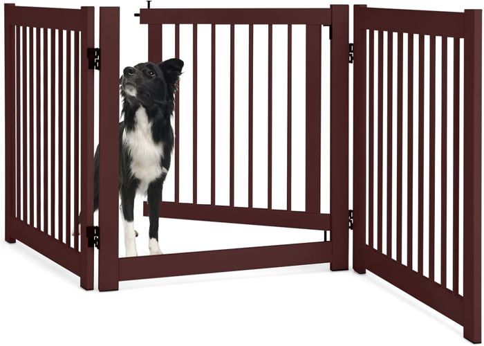 Comparer les prix de COSTWAY Barrière de Sécurité pour Chien en Bois de Pin 3 Pièces Modulable avec Porte Pivotante 206 x 61cm Barrière Porte Pilable