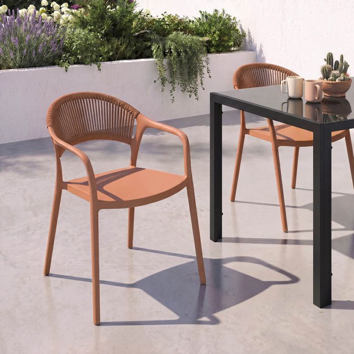 Lot de 4 chaises de jardin empilables ODELIA en polypropylène et cordage terracotta Lot de 4 chaises de jardin empilables ODELIA en polypropylène et cordage terracotta