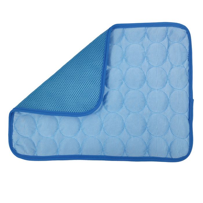 1 Tapis rafraîchissant surface en soie glacée rembourrage doux fond respirant pour chien et chat .