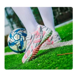 CRAMPONS FOOT TAILLE 39 40 neuf : Enfant garçon | Football - 08/04/2022