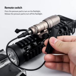 Lampe Tactique InTheTarget 1500 Lumens - Rechargeable USB + Rail Picatinny