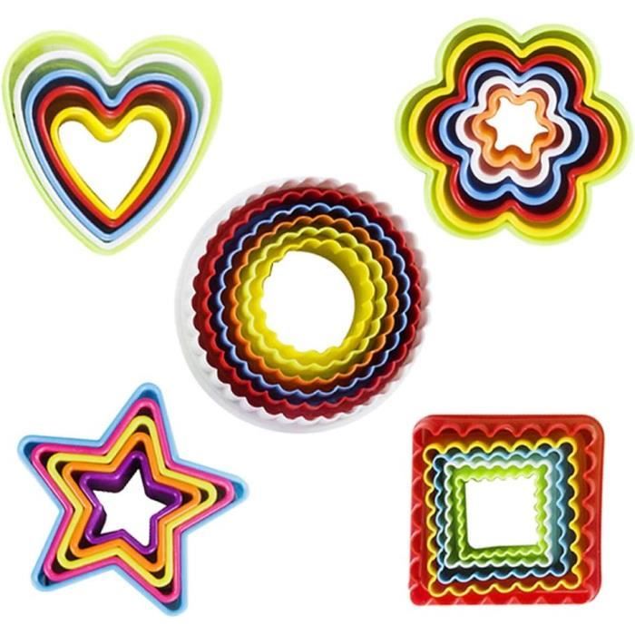 Set 27 Emporte-Pièces Biscuits - Formes Rond, Cœur, Étoile, Fleur, Carré - Plastique Multicolore