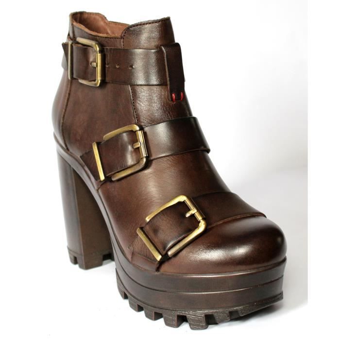low boots noires