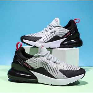 Sneakers requin on sale femme