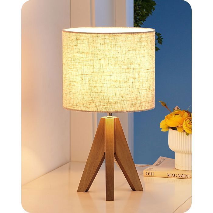 EDISHINE Lampe de Chevet en Bois Abat-Jour en Lin Beige E27 Trépied en Bois Lampe LED 2700 K Incluse pour Chambre et Salon