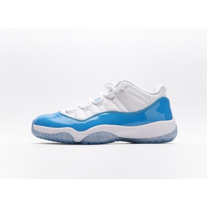 Jordan 11 bleu sale clair