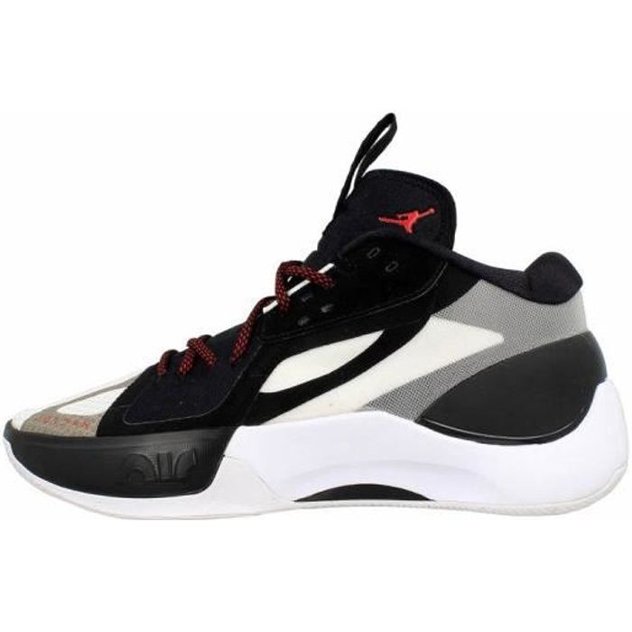 Jordan zoom black and white discount