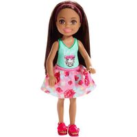 Barbie Famille mini-poupée Chelsea fille brune, haut motif lion et jupe rose à fleurs, jouet pour enfant, FXG79 
