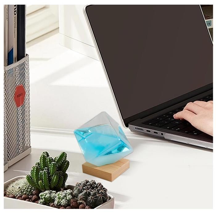 Prévision météo en verre tempête: prédicteur de cube d'eau bleu cristal