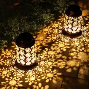 Noël cour patio OxyLED Lot de 4 lanternes solaires de jardin à LED 4 couleurs à suspendre avec poignée étanche lumières solaires décoratives pour table clôture allée 