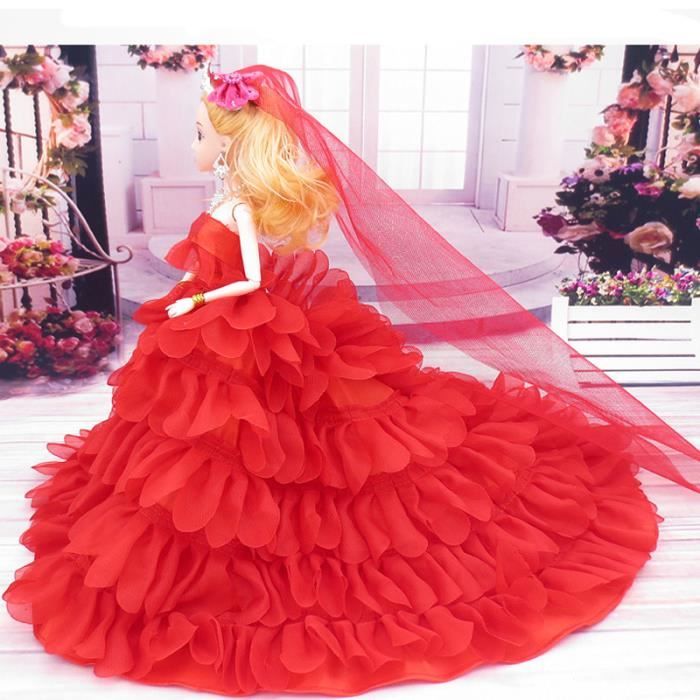 robe de princesse rouge pour barbie  Robe de poupée, Robe de mariée barbie,  Tenues haute couture