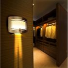 ZUTTA-TECH Intelligente Lampe de Nuit Murale Veilleuse sans Fil LED Détecteur de Mouvement Alimenté par 4 AA piles (non inclus)