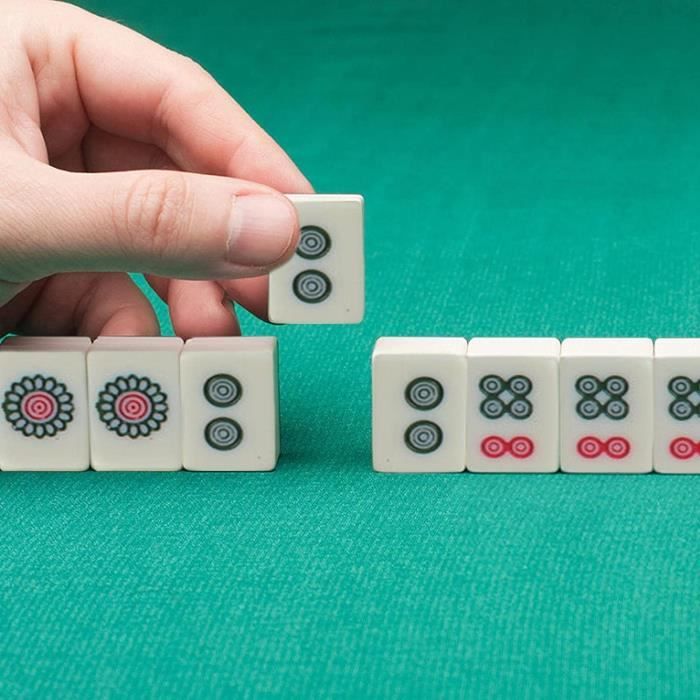 Jeu de cartes de Mahjong 2026 - Mini cartes de Mahjong chinoises - 144 cartes à jouer Mah Jong + 2 mains et règles officielles standard + 2 dés + étui Jeu de cartes de Mahjong 2026 - Mini cartes de Mahjong chinoises - 144 cartes à jouer Mah Jong + 2 mains et règles officielles standard + 2 dés + étui