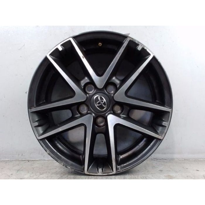 PIECES AUTO D'OCCASION - 4261102E90 - JANTES - JANTE ALUMINIUM TOYOTA AURIS 2010- - B1-498914