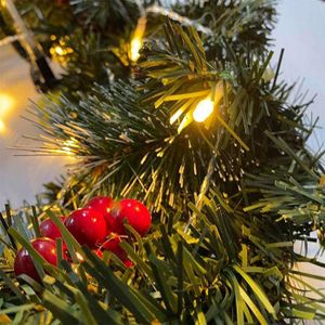 Guirlande De Noël Artificielle Verte 5m - PVC Avec Fil Métallique, à Couper Et Façonner, Pour Décoration