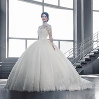 Robe de mariée en dentelle robe de mariée à manches longues traînant haut de gamme atmosphérique robe de mariée blanche usine