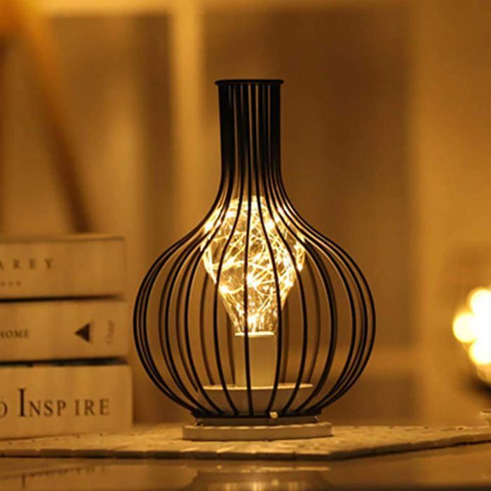 Lampe de table décorativeStyle cage rétro à piles lampe de bureau pour chambre à coucher [classe énergétique A] （Carafe）
