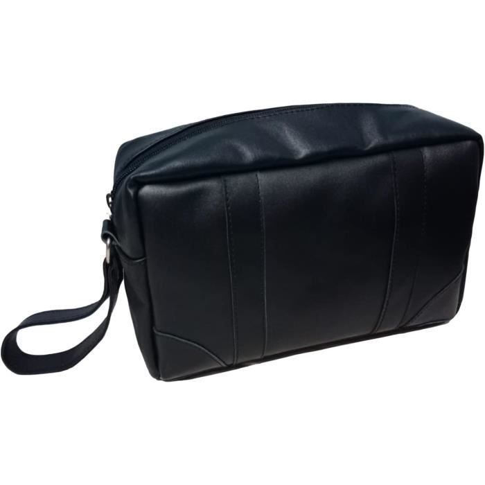 Coup moyen femme utilisant une trousse de toilette | Photo Gratuite