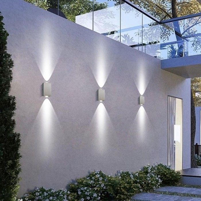 WOTTES Applique Murale Intérieure LED 2W Lampe Murale Luminaire Blanc Froid Moderne pour Salon Escalier Couloir Argent 4pcs