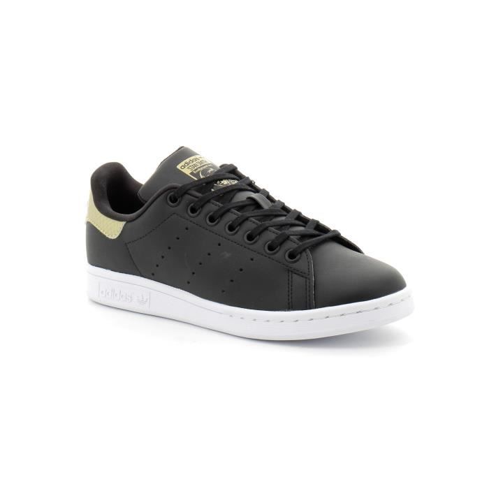 Stan smith lacet noir hot sale
