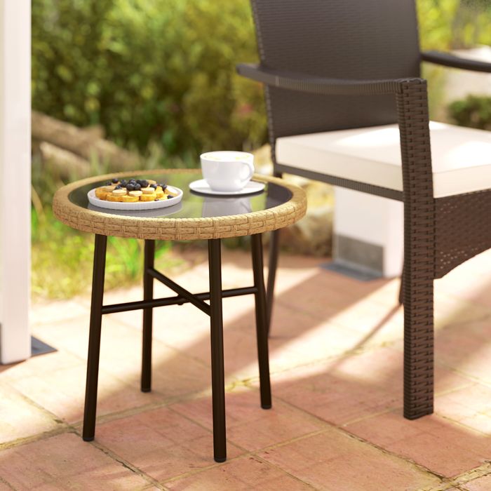 Outsunny Table D'Appoint Jardin Ronde Résine Tressée Jaune – Plateau Verre 50 Cm – Style Éclatant Terrasse