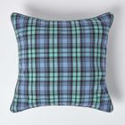 HOMESCAPES Housse de coussin à carreaux écossais Bleu, 60 x 60 cm