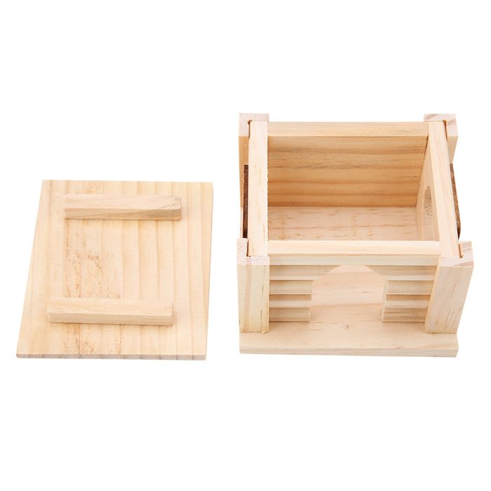Comparer les prix de Maison en bois naturel pour hamster, cabane pour petits animaux, jouets inclus.