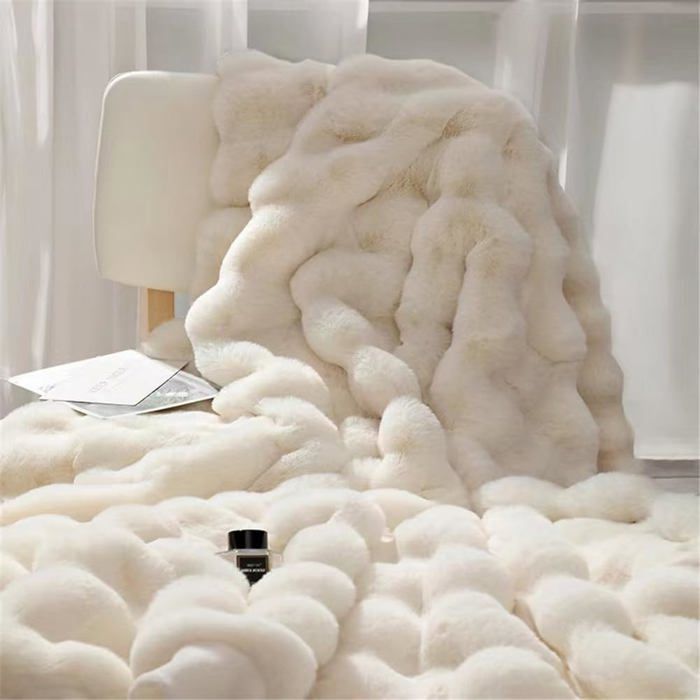 Plaid peluche bulle en microfibre doux et moelleux usage voyage/canapé/lit toute saison dimensions 100 x 160 cm beige Label