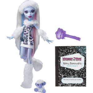 monster poupee