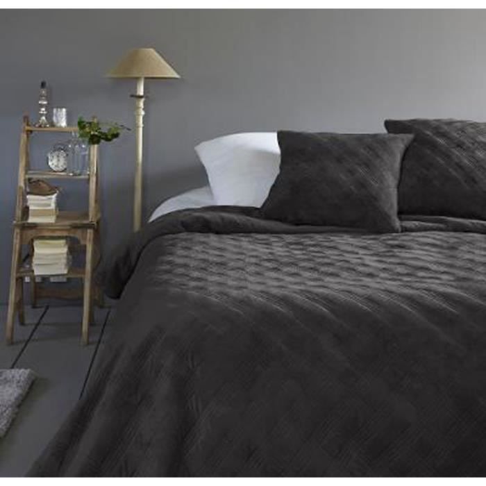 Boutis Avec Lit Gris Foncé