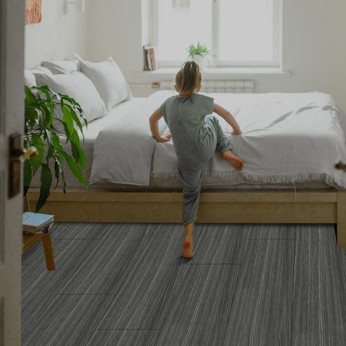 Vigevee Revêtement De Sol En PVC Autocollant - Sol En Vinyle Antidérapant - Imperméable - Pour Salon, Chambre à Coucher, Cuisine - 30 Cm X 30 Cm - 4 M²/44 Carreaux - Couleur Bois