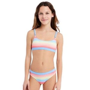 Fille de 16 ans hotsell en maillot de bain