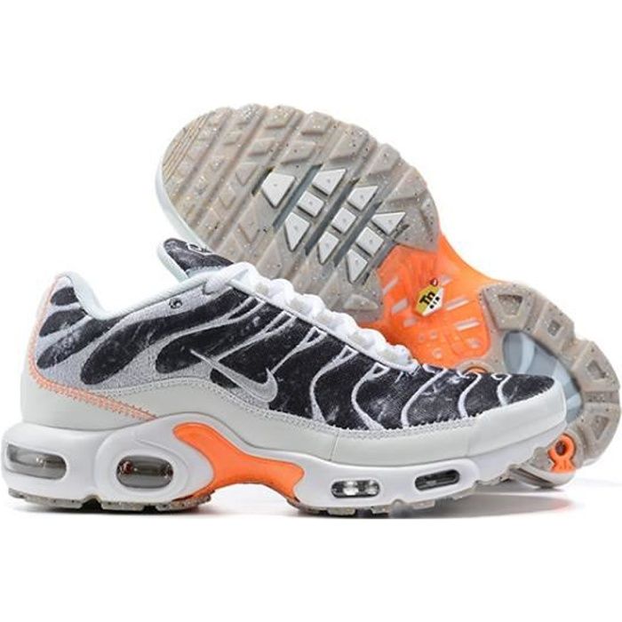 Basket NIKEs AIRs MAX TN Plus TxT Chaussures de Running Homme gris ... Basket NIKEs AIRs MAX TN Plus TxT Chaussures de Running Homme gris ...