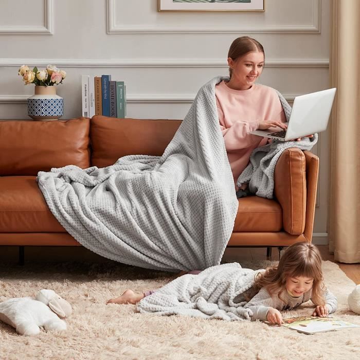 Plaid Polaire 50 X 260 Cm - Gris Foncé - Doux, Chaud, Toutes Saisons - Pour Canapé, Lit, Voyage - 5