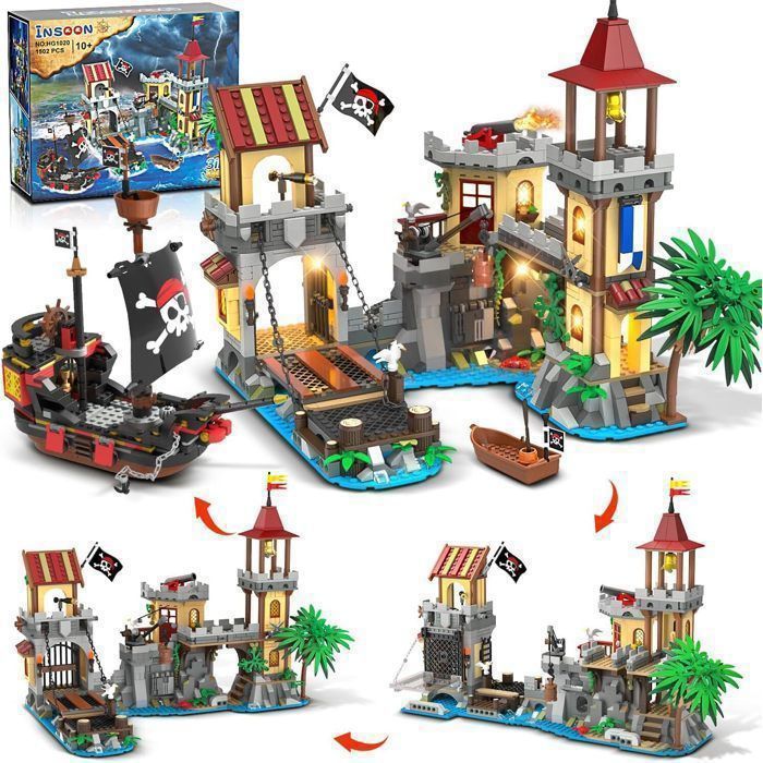 INSOON Château Pirate à Construire 1502 Pièces avec LED Bateau Pirate & Quai Jeu de Construction 10 Ans+ Décoration