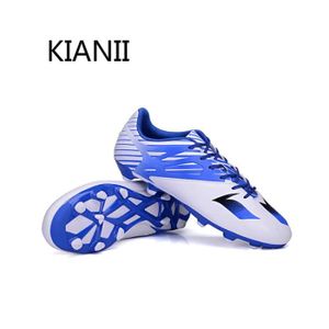chaussure de foot moulé nike