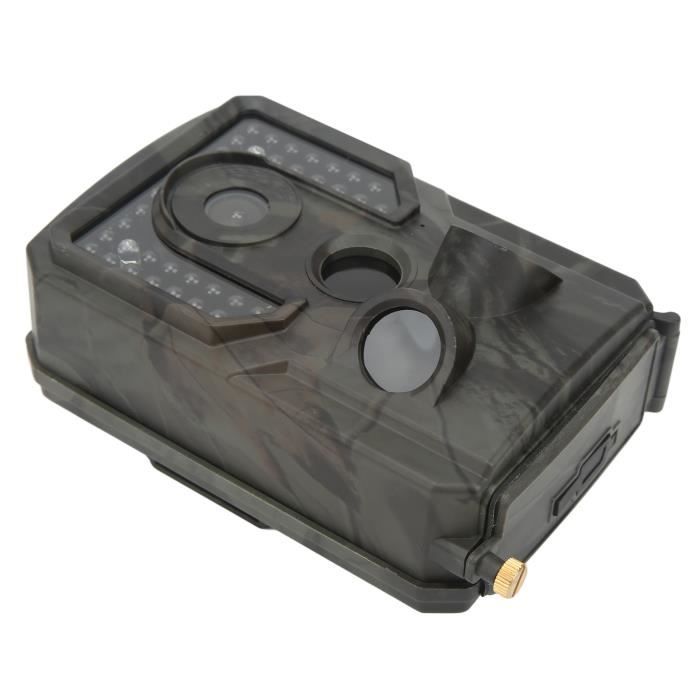 Casque militaire tactique à vision nocturne sur fond blanc | Image Premium générée à base d'IA