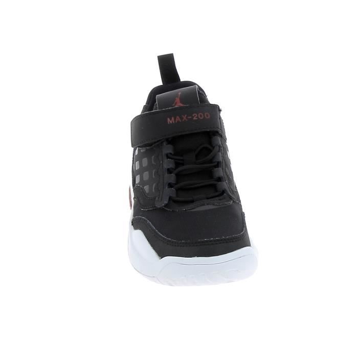 Jordan max hotsell 200 enfant