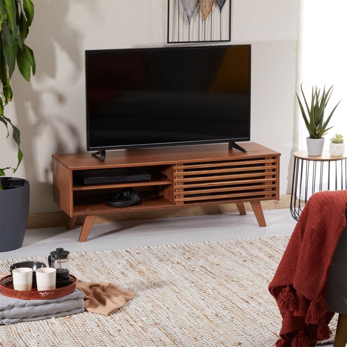 Meuble TV SEAN banc télé de 115 cm au design vintage avec 4 niches et 1 porte coulissante ajourée en pin massif lasuré brun foncé Meuble TV SEAN banc télé de 115 cm au design vintage avec 4 niches et 1 porte coulissante ajourée en pin massif lasuré brun foncé