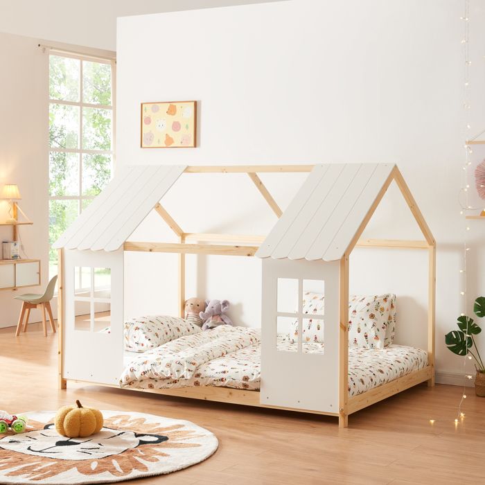 Lit cabane Tostedt pour enfant forme maison bois de pin 140 x 200 cm naturel blanc [en.casa]