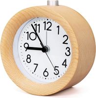 Réveil analogique en bois de 4 pouces, alimenté par batterie, anti-tiques, avec bouton de réveil doux (gris)