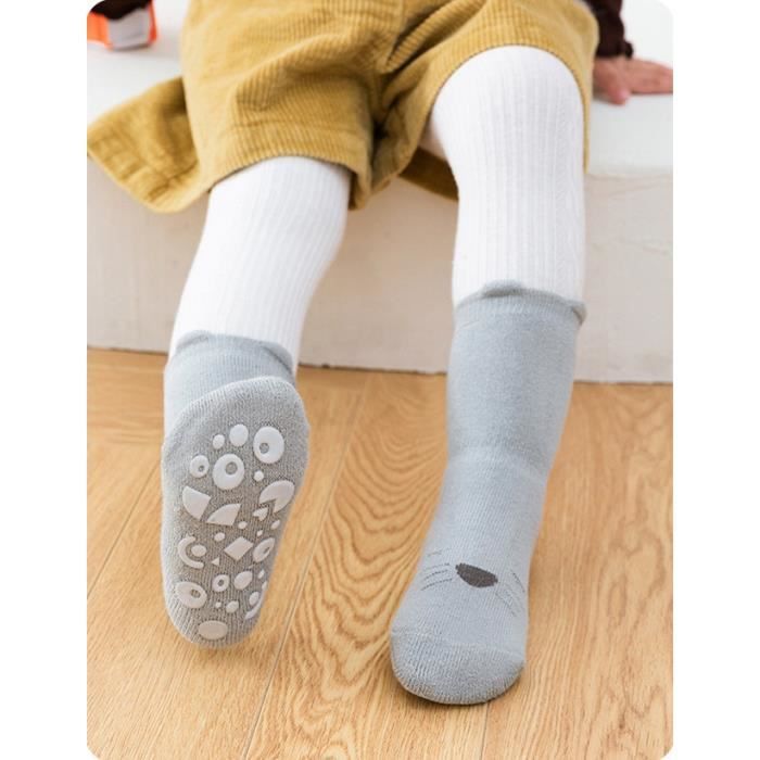 I Morbidosi Chaussettes antidérapantes pour enfants avec fourrure: en vente  à 5.99€ sur