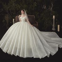 Robe de mariée principale à une épaule 2021 nouveaux modèles de mariage French Hepburn court significativement mince long trai