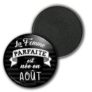 Humour Femme Id/ée Cadeau Anniversaire F/êtes Pins Bouton Epinglette Badge 38mm La Femme Parfaite est N/ée en MAI Blanc sur Noir